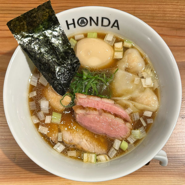 「自家製手揉みらぁめん 特上」@本田麺業 神田西口駅前店の写真