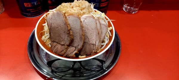 「小ラーメン豚入り(野菜増し・アブラ増し増し・にんにく少し)」@ラーメンタロー 蒲田の陣の写真