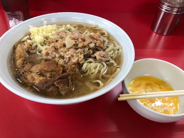 「小ラーメン 生卵」@ラーメン二郎 柏店の写真