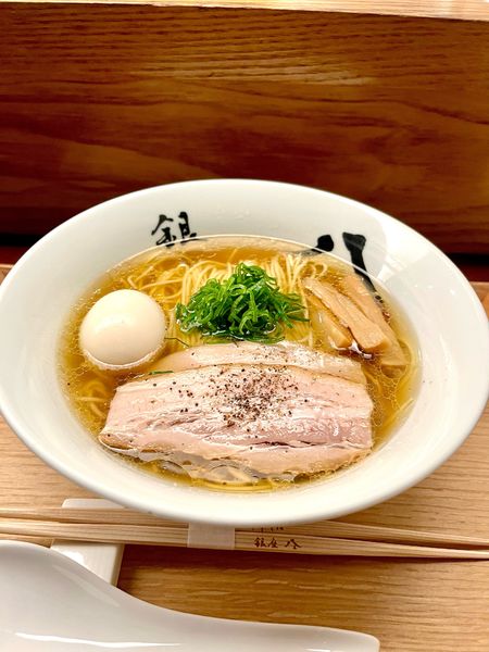 「特製中華そば」@中華そば 銀座 八五の写真