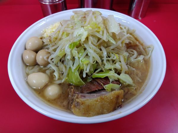 「小ラーメン＋うずら」@ラーメン二郎 柏店の写真