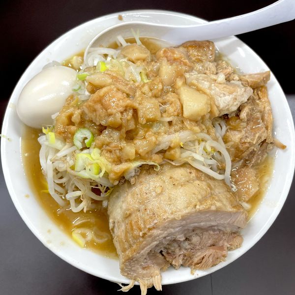 「ラーメン￥900＋ほぐし豚￥100」@ラーメン一心の写真