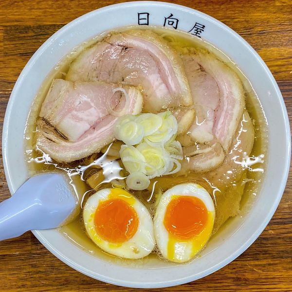 「チャーシュー麺 ¥1,000 煮たまご ¥120」@青竹手打ちラーメン 日向屋の写真