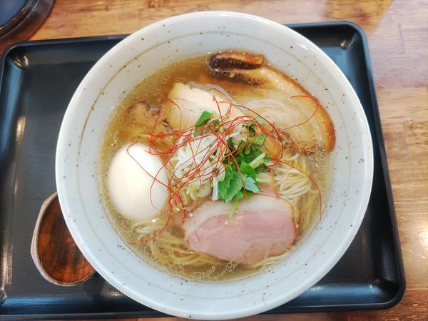 「鴨出汁 白+味玉+豚ﾁｬｰｼｭｰ  ﾒﾝﾏ抜き」@麺屋 葵の写真