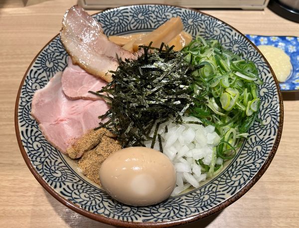 「特製まぜそば 大盛」@中華そば 葵の写真