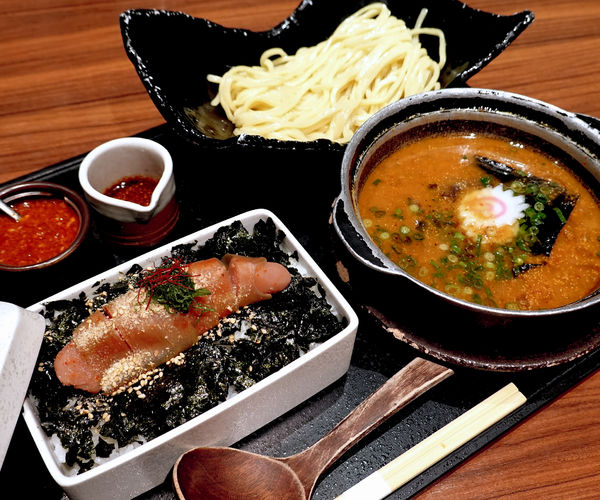 「飯麺セット 3,168円」@元祖博多めんたい重の写真