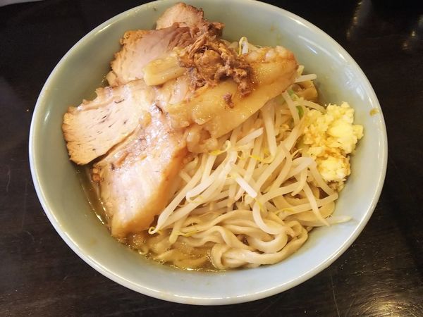 「ラーメン　ニンニクアブラ　900円」@麺屋 豚他の写真