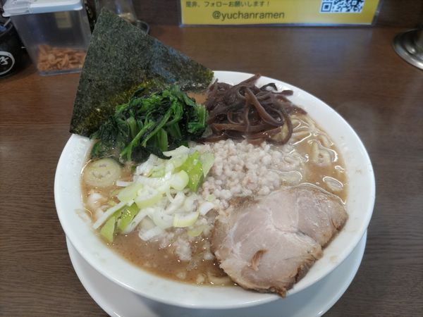 「ラーメン・油多め」@うまいヨ ゆうちゃんラーメンの写真