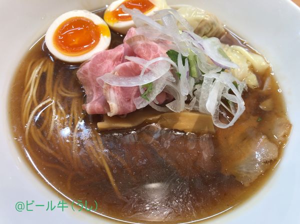 「特製醤油らぁめん(1250円)、チャーシュー丼(300円)」@セキレイ 〜NIBOSHI no D5〜の写真