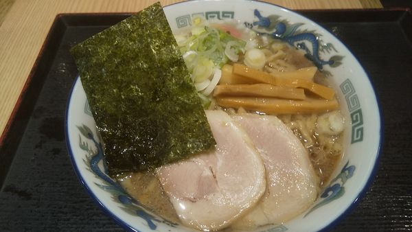 「中華そば(¥690)」@舎鈴 東京サンケイビル店の写真