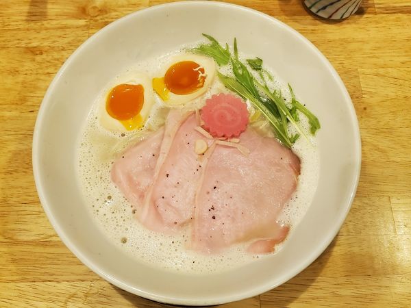 「濃厚鯛塩ラーメン 煮玉子入り」@福島壱麺の写真