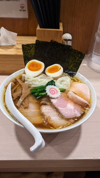 「特製中華そば+ワンタン+大盛り」@中華ソバ ちゃるめの写真