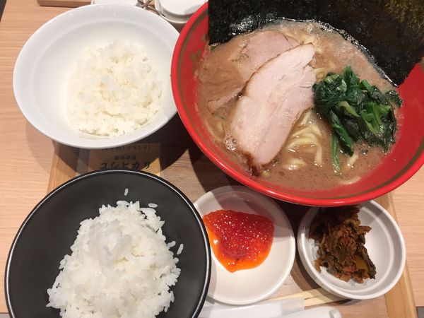 「[吉祥寺武蔵家] 家系御膳」@ラーメンWalkerキッチンの写真