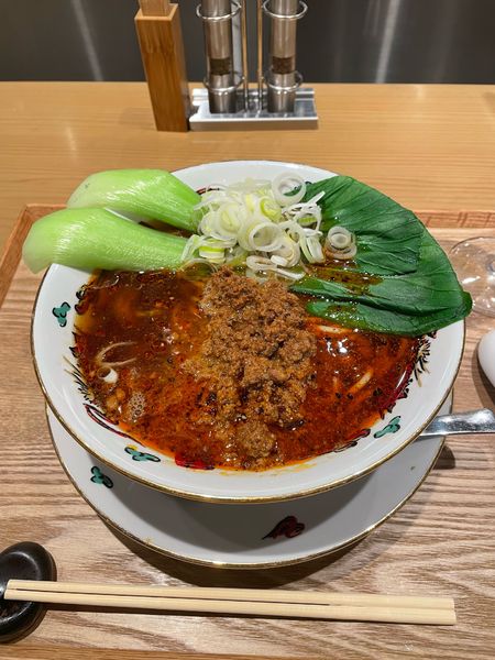 「黄金のたんたんめん」@担担麺の掟を破る者の写真