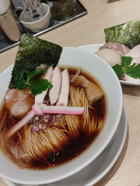 「特製鶏SOBA 醤油」@むぎとオリーブ 日本橋店の写真