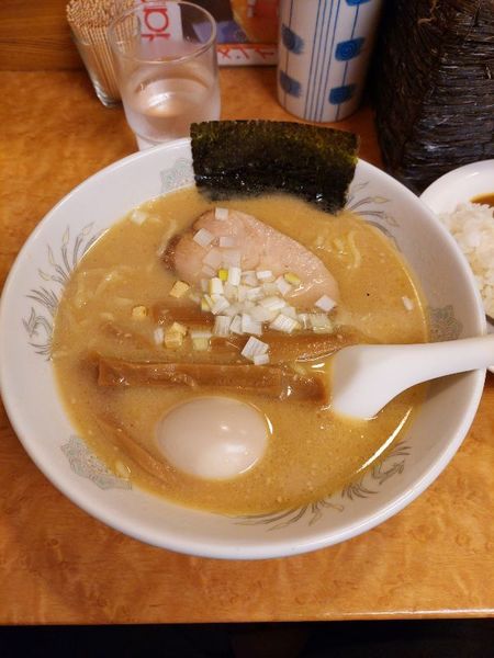 「味噌らぁめん＋味玉＋ミニカレー1150円」@らぁめん 一福の写真