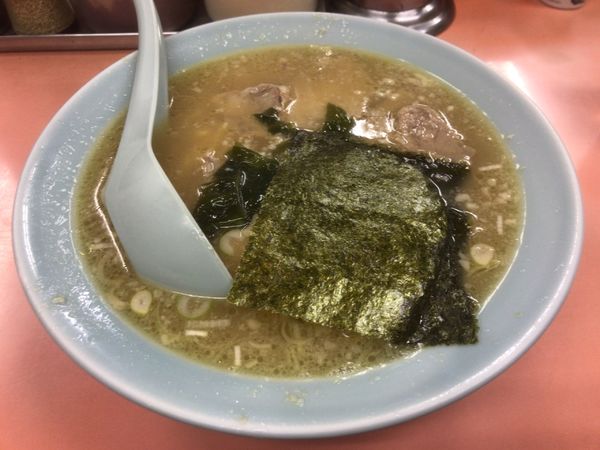 「チャーシューメン並(アブラ多め、味濃いめ) 850円」@ラーメンショップ 坂戸店の写真