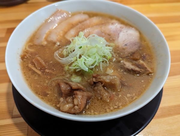 「限定味噌󠄀ラーメンホルモントッピング」@麺や 清流の写真