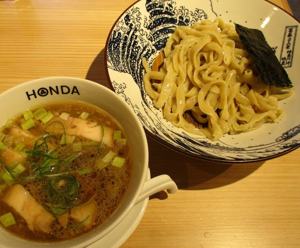 「つけめん（醤油）1000円」@本田麺業 神田西口駅前店の写真