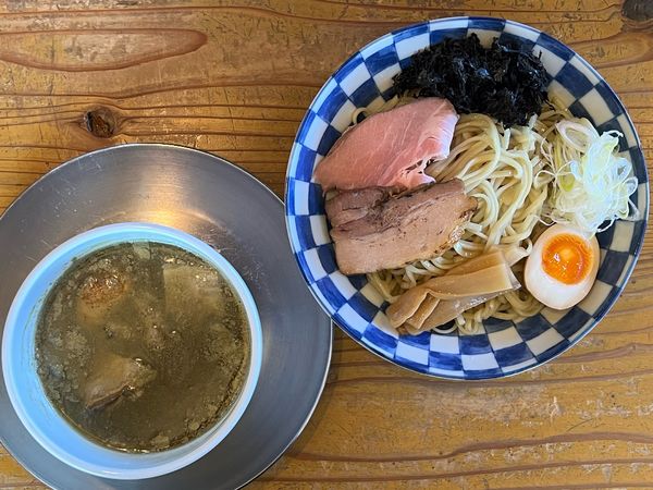 「煮干つけ麺」@らぁ麺 めん奏心の写真