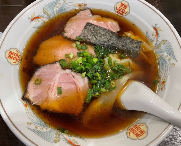 「チャーシューワンタン麺」@餃子飯店 嘉春の写真