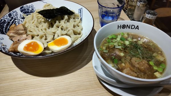 「つけめん 上（醤油） 1400円+麺大盛 100円」@本田麺業 神田西口駅前店の写真