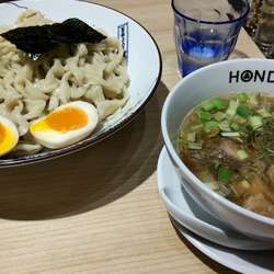 つけめん 上（醤油） 1400円+麺大盛 100円