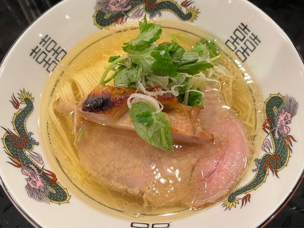 「塩noodle」@トーキョーニューミクスチャーヌードル 八咫烏 CHIKARABOの写真