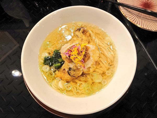 「牡蠣みぞれ塩ラーメン、など」@トーキョーニューミクスチャーヌードル 八咫烏 CHIKARABOの写真