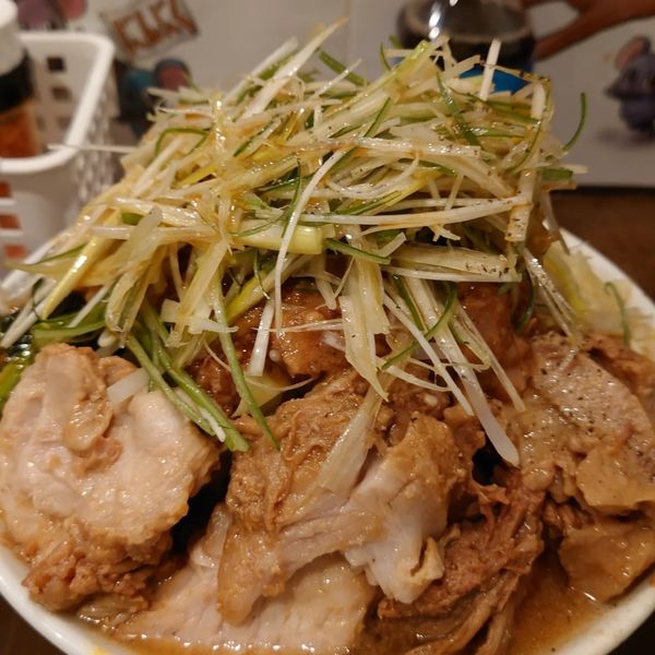 「ミニラーメン　ネギ　ニラ　全マシ」@麺屋 歩夢の写真
