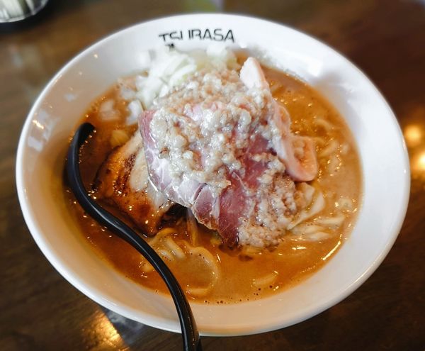 「なんちゃって味噌󠄀ジロー【冬季限定】」@ラーメン翼の写真