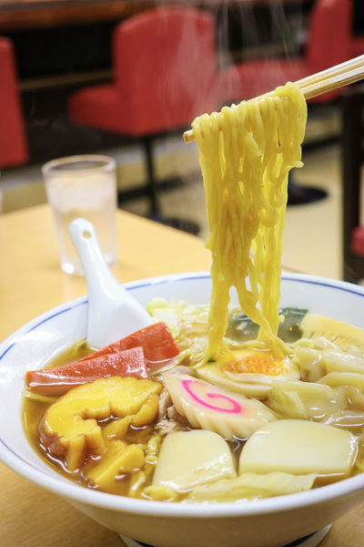 「五目ワンタン麺」@丸信中華そばの写真
