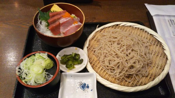 「そばセット、海鮮二色丼」@青山がらり つくば店の写真