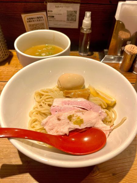 「味玉濃厚つけ麺」@麺屋 翔 西新宿本店の写真