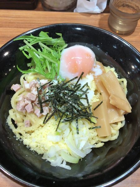 「油そば」@横浜家系ラーメン 壱角家 新宿5丁目店の写真
