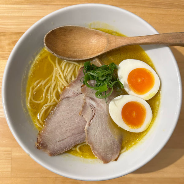 「ラーメン 塩たまご」@トリポタラーメン SUNDAYの写真
