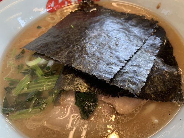 「醤油ラーメン」@ラーメン山岡家 上三川店の写真