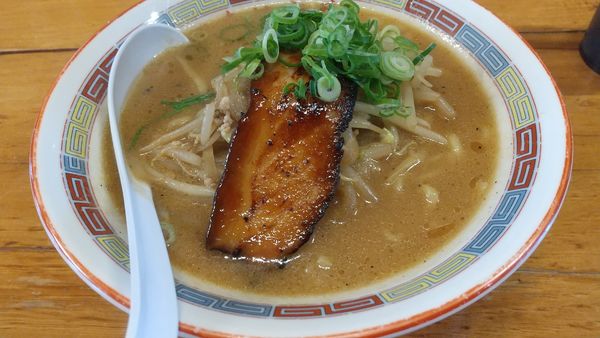 「元祖　+チャーシュー1枚」@札幌ラーメン どさん子 浜田店の写真