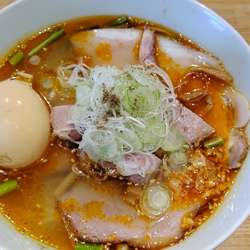 酸辣湯麺（塩）+煮玉子+三種のチャーシュー