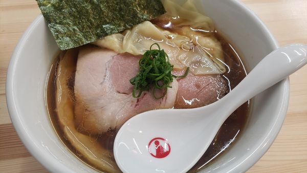 「ワンタン中華そば」@中華そば いしずゑの写真