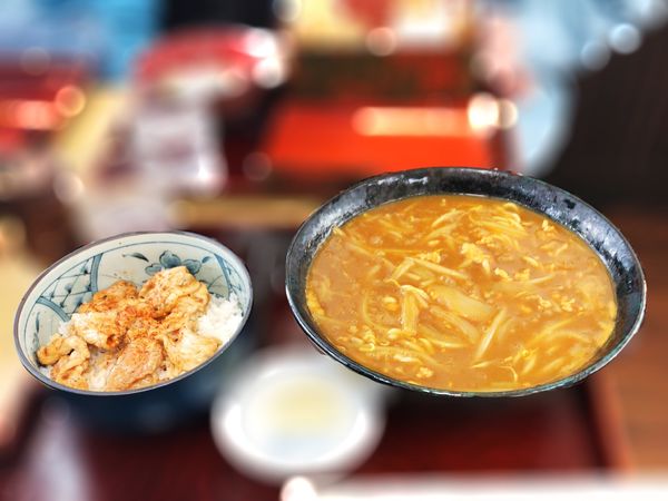 「カレー中華＋ミニ生姜焼き丼」@やぶ㐂の写真