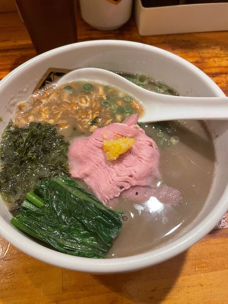 「限定 濃厚烏賊ニボ真鯛ラーメン」@真鯛らーめん 麺魚の写真