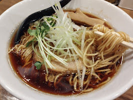 「醤油らーめん(850)+醤油大盛券(150)」@自家製麺 らーめん工房 縁の写真