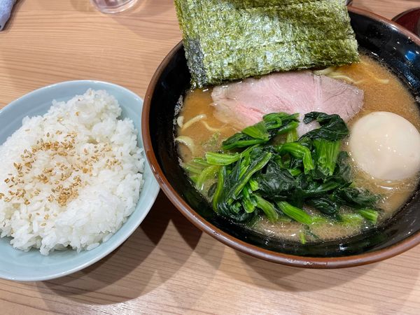 「ラーメン 海苔ほうれん草味玉」@漢ラーメン 室の写真