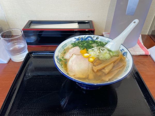 「柚子塩ラーメン　800円」@中華そば 平凡の写真