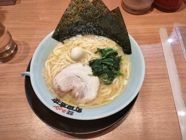 「ラーメン」@町田商店 浦和店の写真
