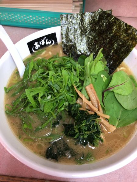 「ラーメン(大盛り)」@横浜ラーメン あばん 上尾西口駅前店の写真