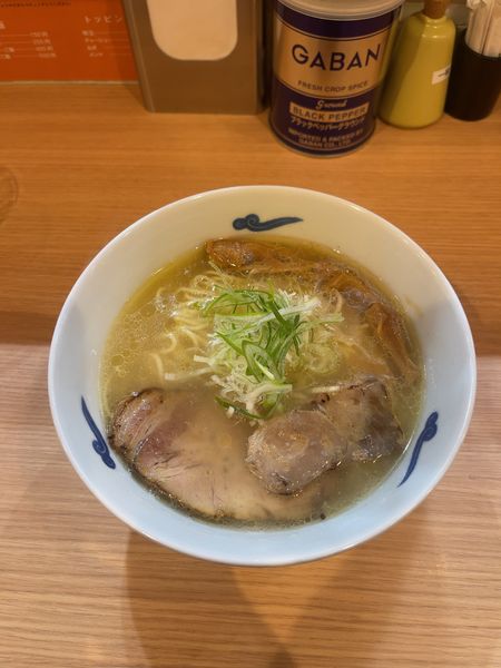 「鰤塩らーめん（950円）」@RAMEN ガモウスマイルの写真