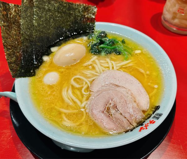 「味玉ラーメン」@町田商店 御殿場店の写真