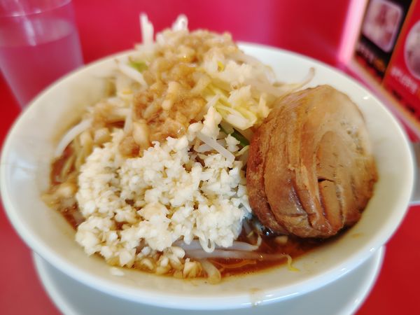 「（超極太麺）ラーメン小８５０円」@ボディブローの写真